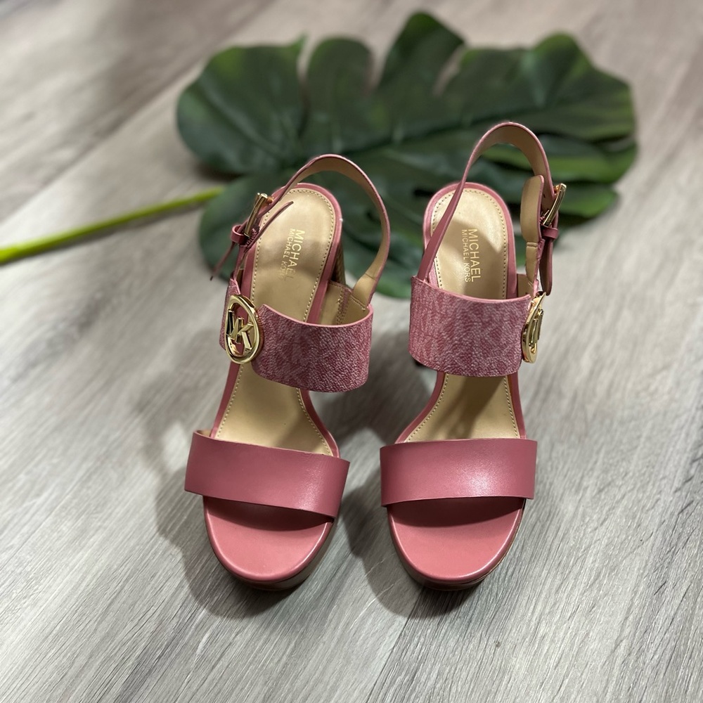 Michael Kors Summer Leather and Logo Platform Sandal ✨brand new✨ no box - Picture 4 of 8
